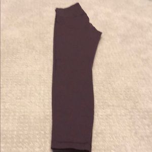 Lululemon wunderunder burgundy size 4 7/8
